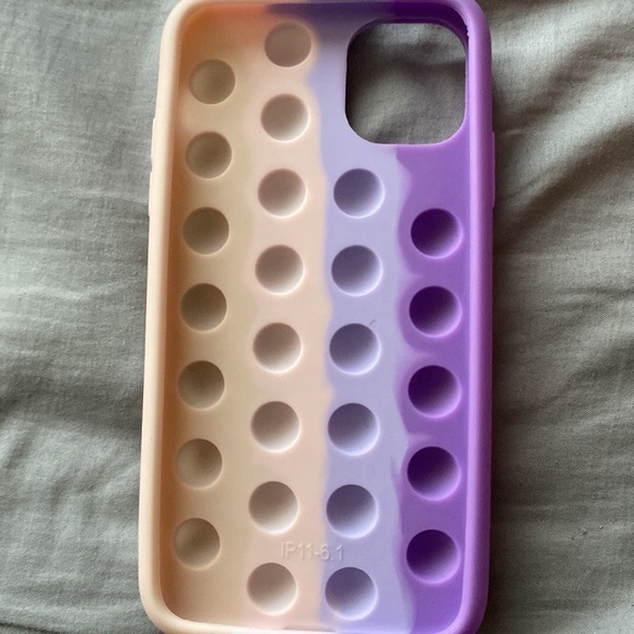 This is a iPhone 11 case. - Picture 1 of 2